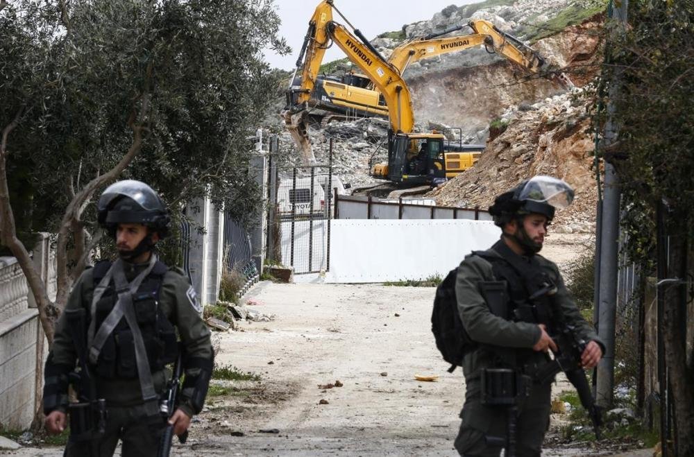 حماس: الفلسطينيون سيواجهون جرائم الاحتلال في الضفة
